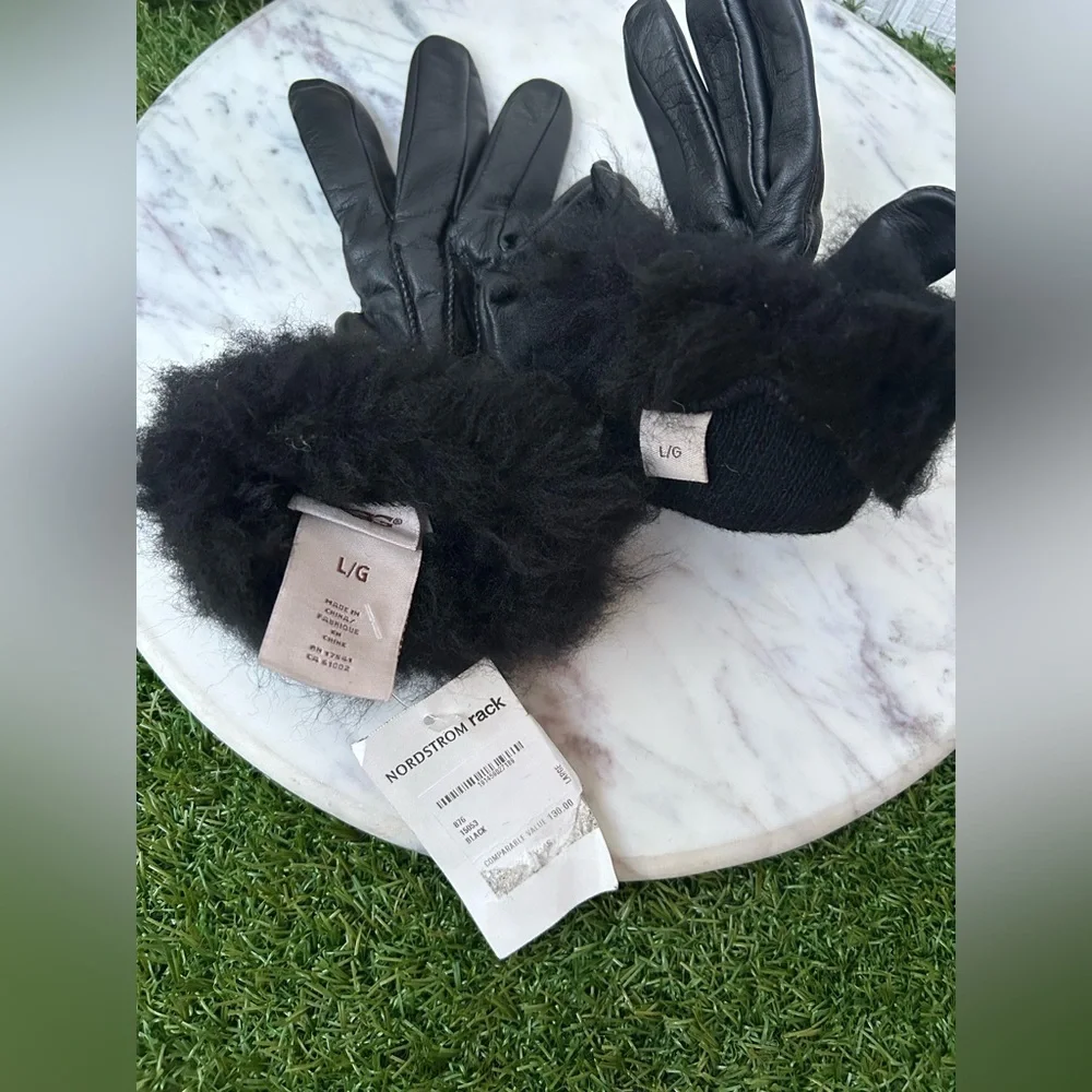 UGG Genuine Dyed Shearling black  Leather Trimmed Gloves women size large NEW
